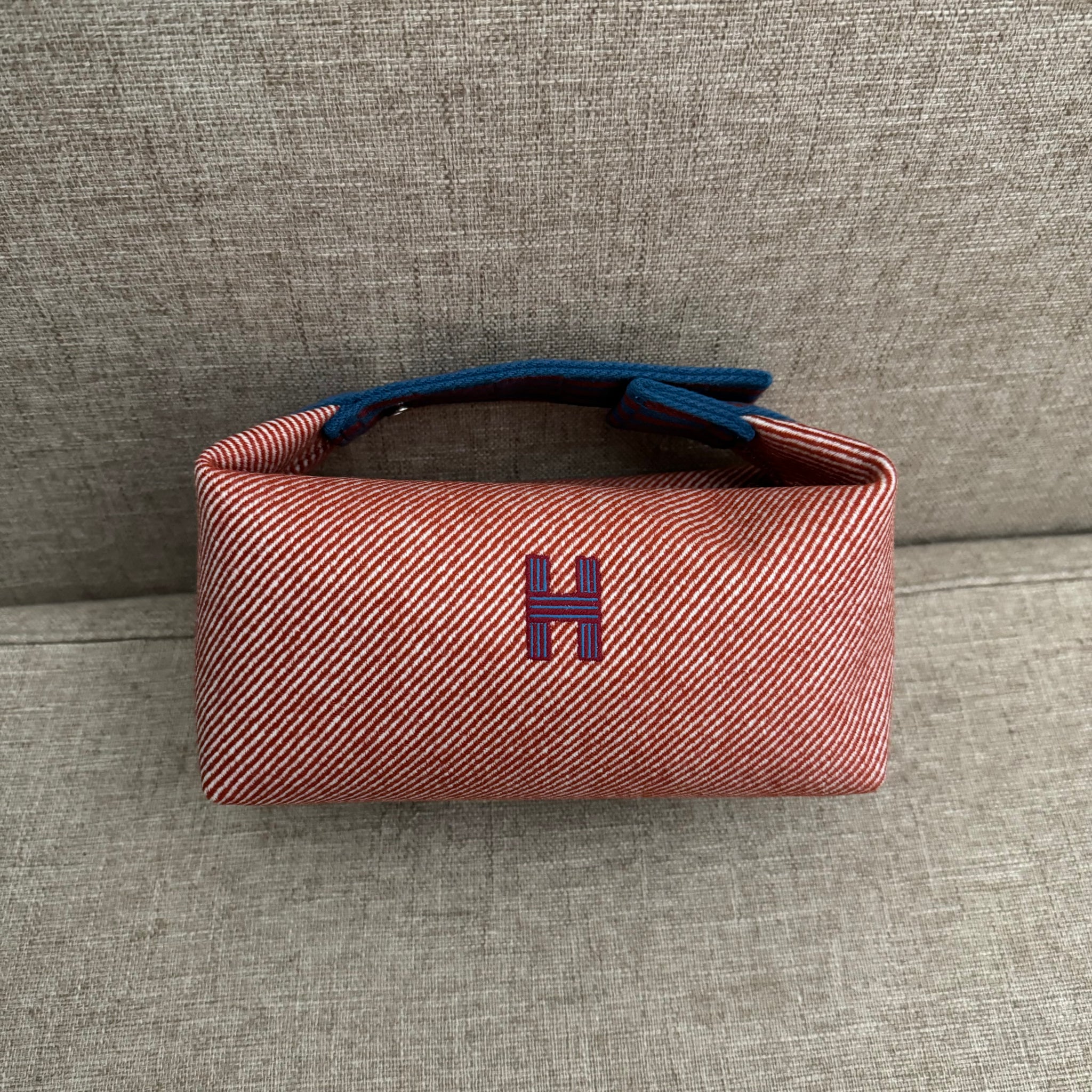 Hermes Bag – J2754 Trading Limited