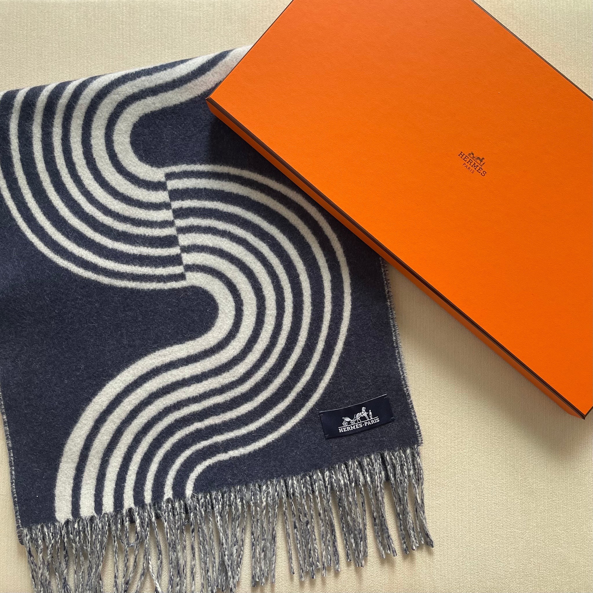 HERMES ウール ブランケット Chypre sandal | Hermès USA