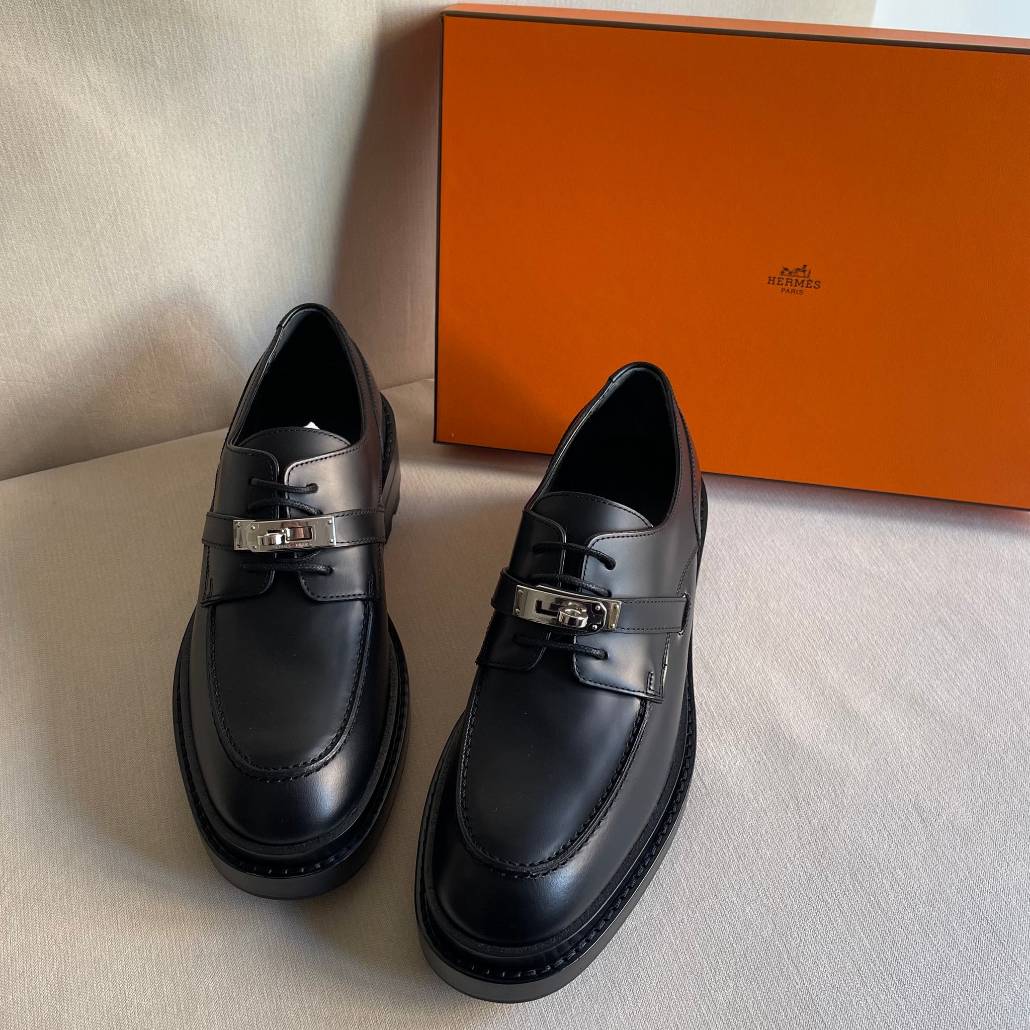 Hermes Shoes – Tagged 