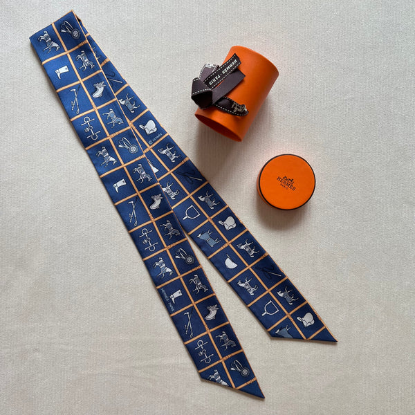 Twilly (Couvertures et Tenues de Jour 駿馬的披掛) – J2754