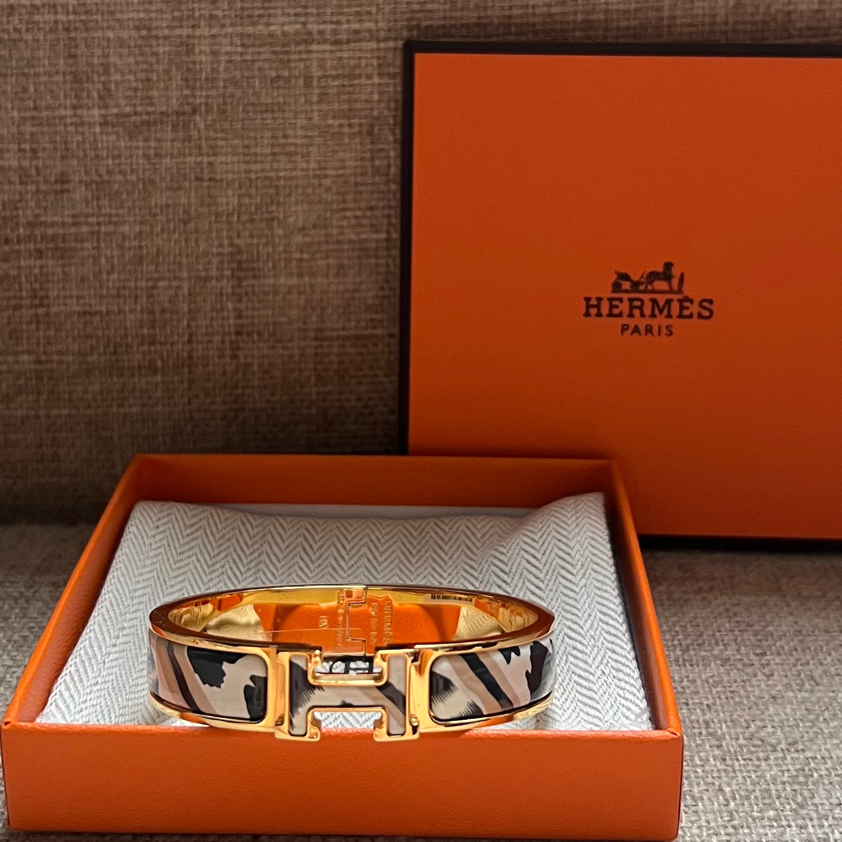 Clic H Bracelet - le chat carre (limited) – J2754 Trading